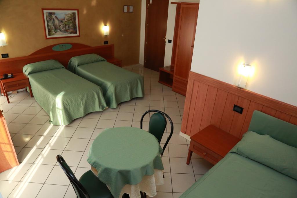 Hotel Dore Mailand Exterior foto
